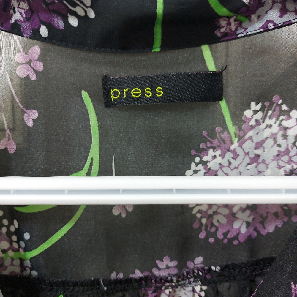 Press long sleeve top - Picture 3 of 6